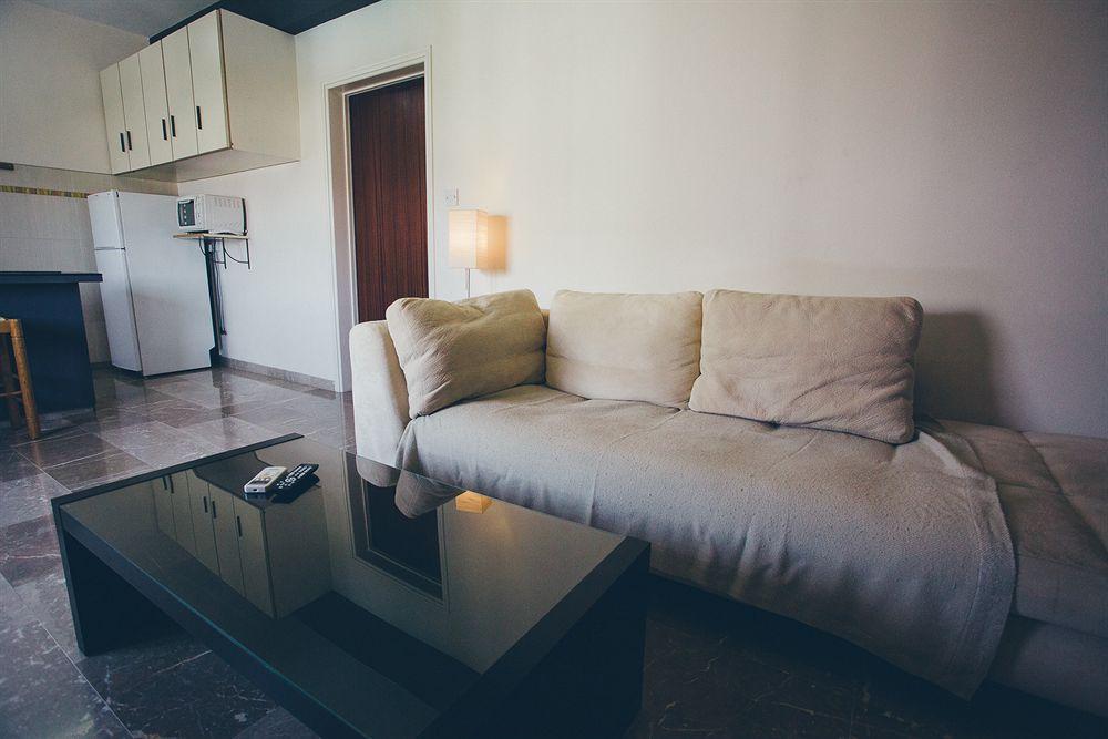 Vega Apartments Limassol Exterior foto
